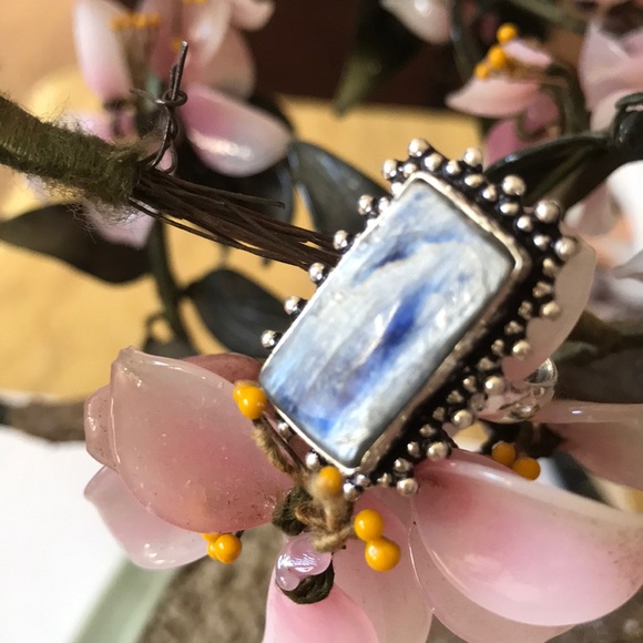 Vintage Jewelry - Vintage 925 Kyanite ring